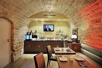 Des Champs-elysees Отель 4*