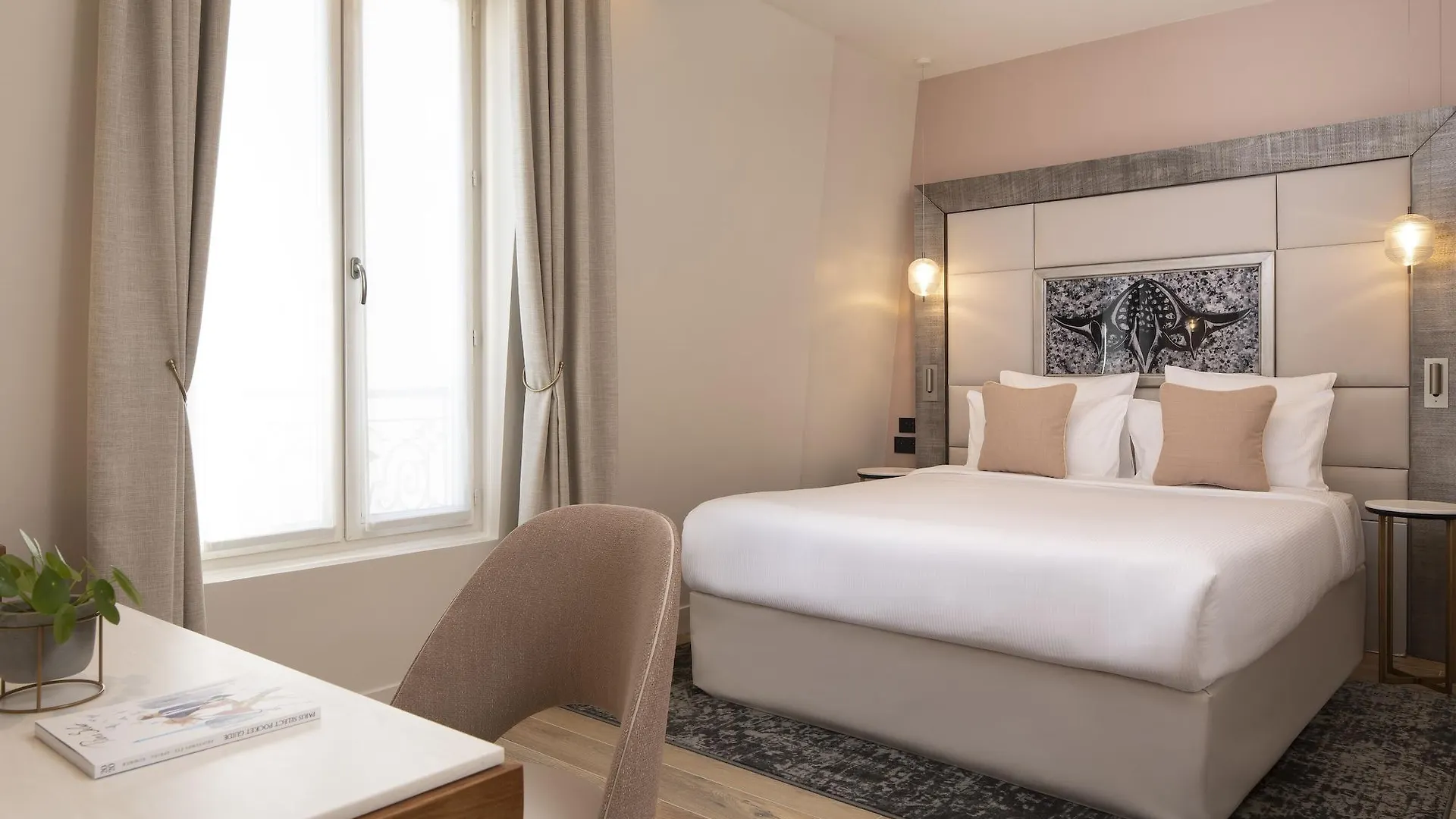 Hotel Des Champs-elysees Paris