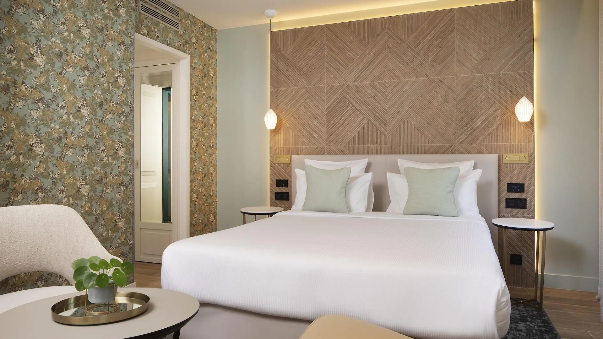 Des Champs-elysees Hotel Paris