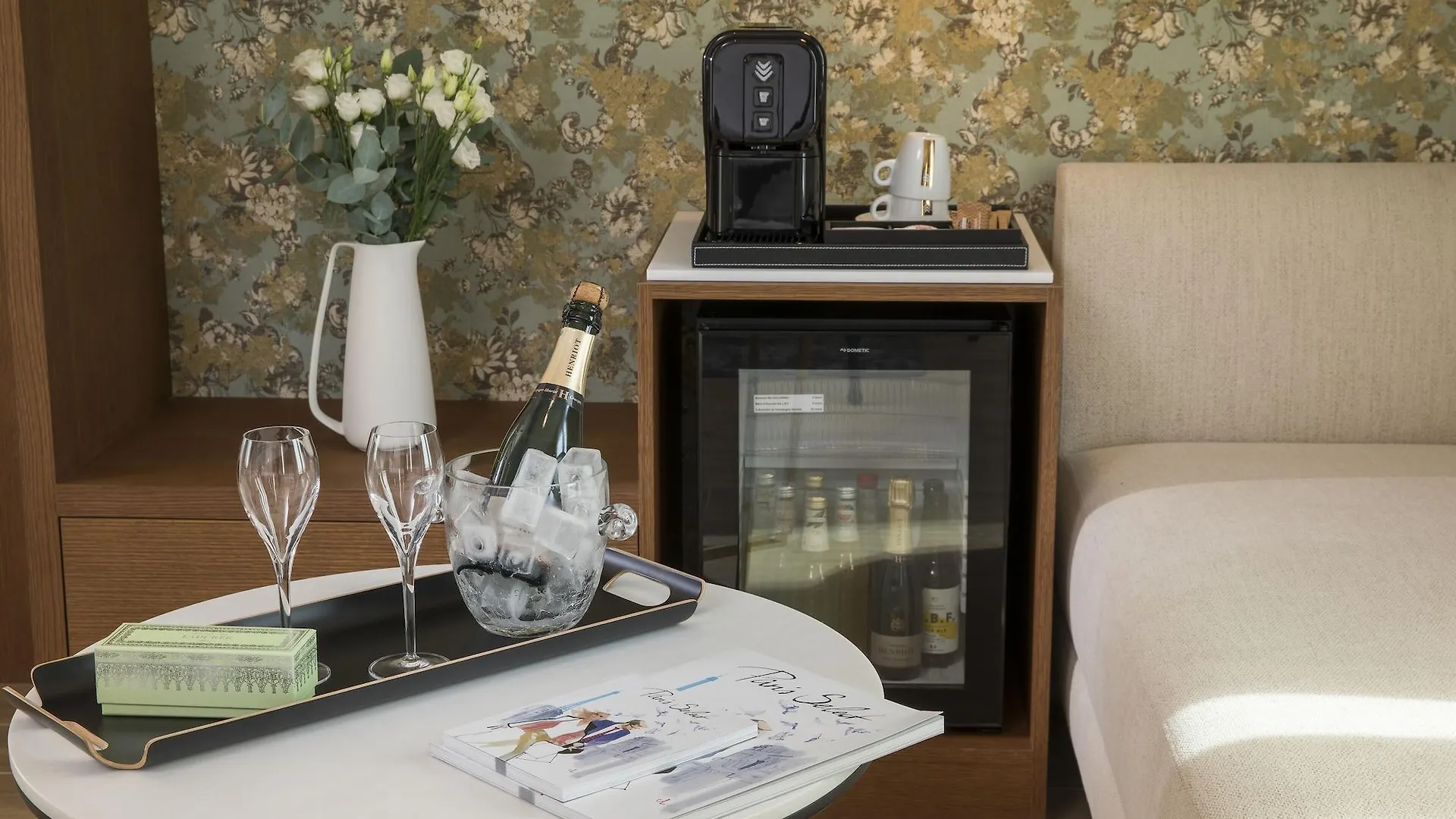 Des Champs-elysees Hotell Paris