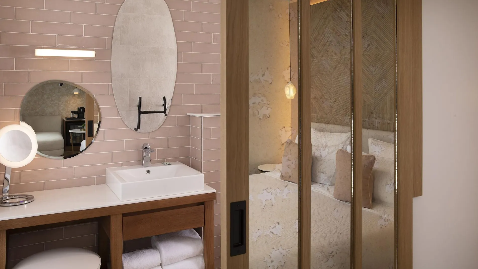 Hotell Des Champs-elysees Paris